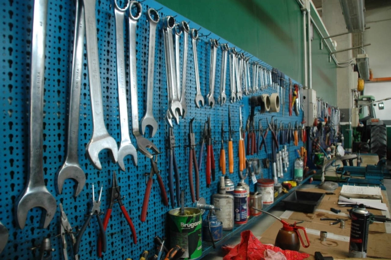 INSTALLAZIONI E LAVORAZIONI MECCANICHE