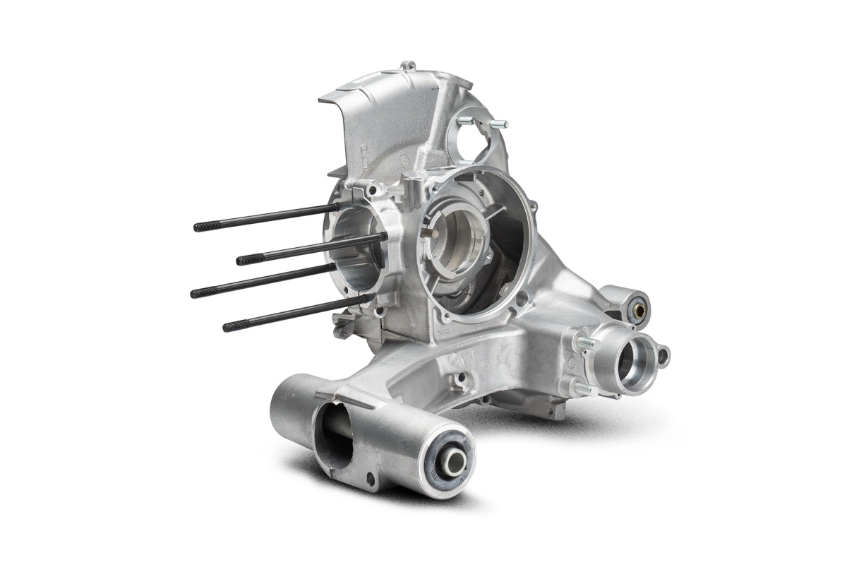 CARTER MOTORE COMPLETO ORIGINALE PIAGGIO PER VESPA PX E 2T 200 CC